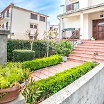 Banko Gostinjska kuća 3*