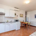 Banko Guest house 3*