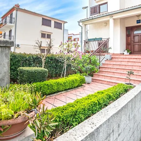 Banko Guest house 3*